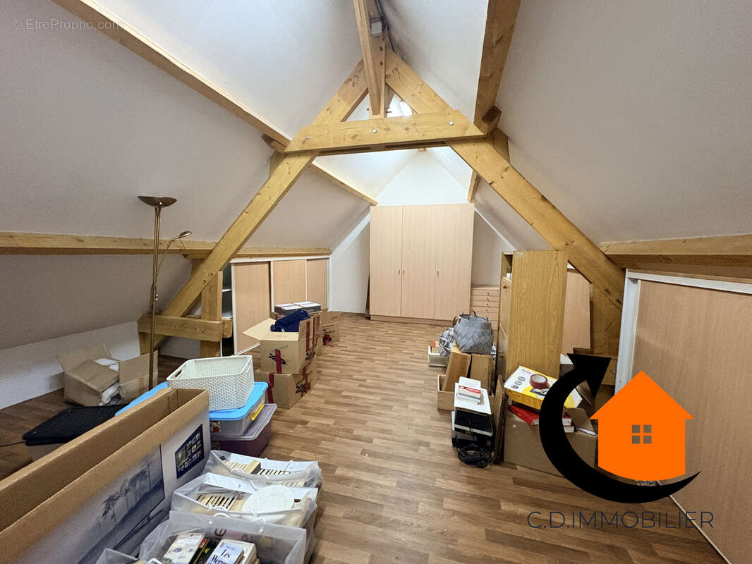 Maison 96 m² à Landelles  - photo 21