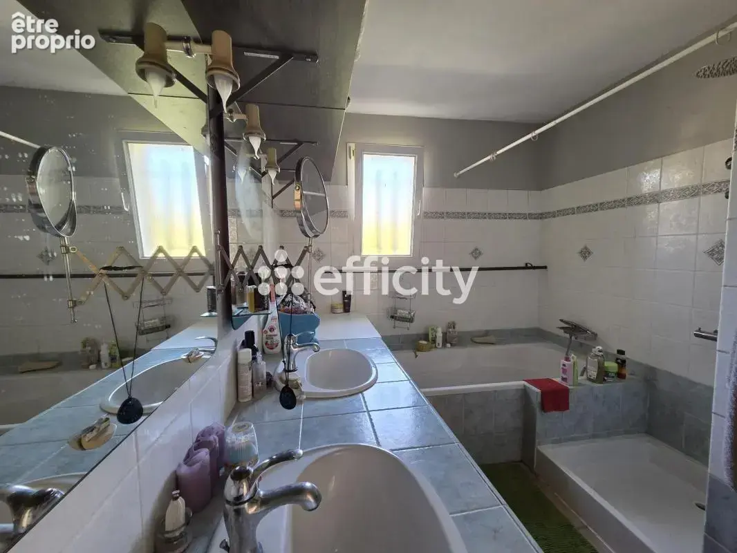 Maison 6 pièces 136 m² à vendre à Le Castellet (83330) - photo 14