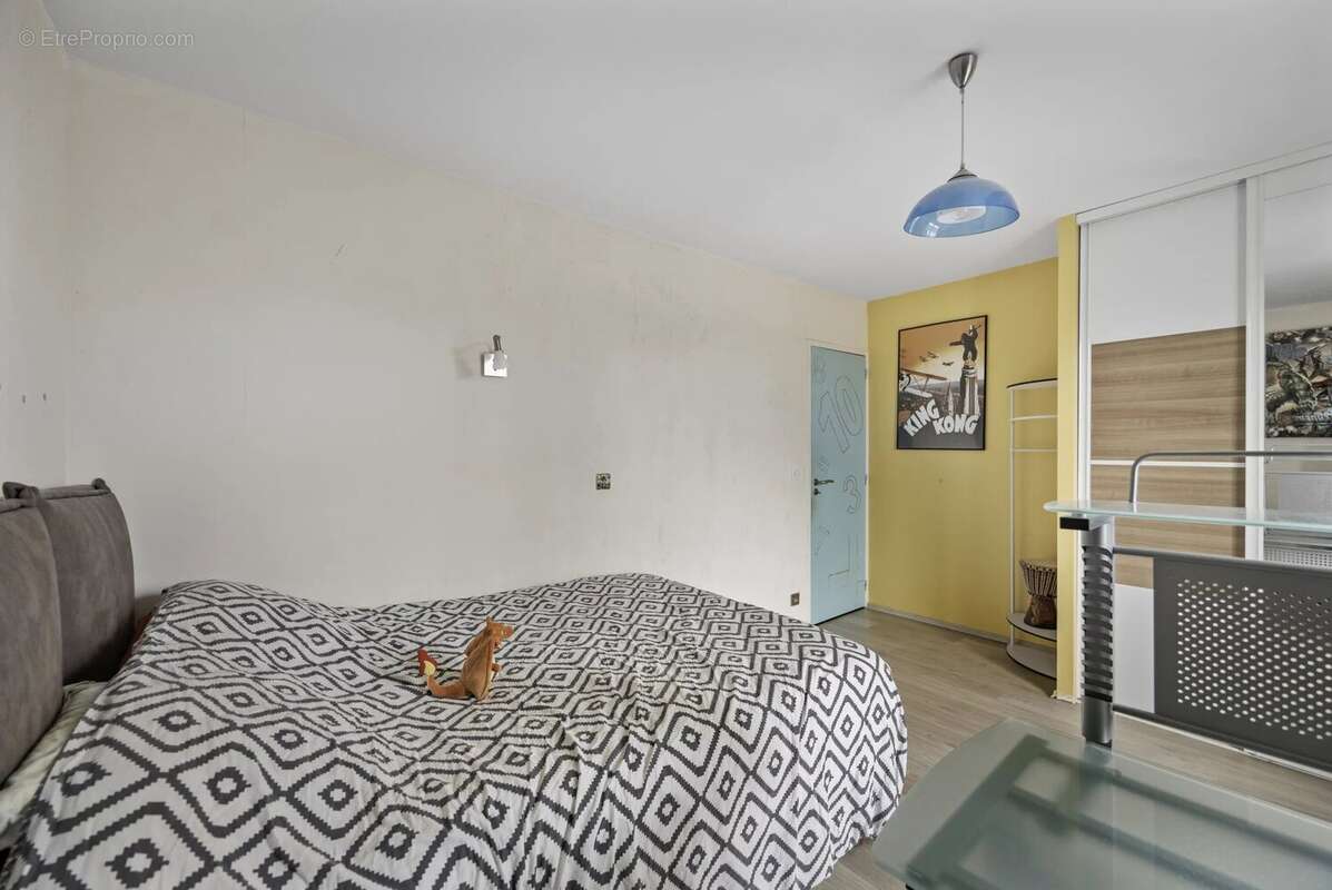 Maison à MONTEVRAIN