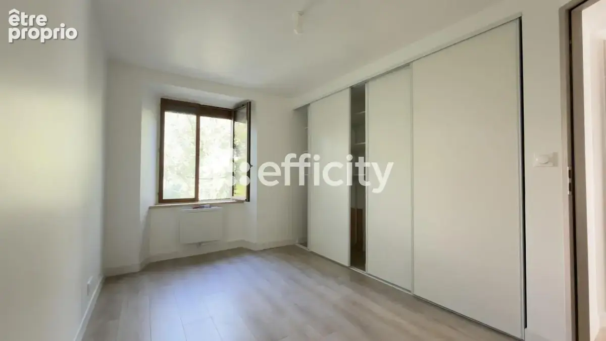 Appartement rénové - photo 9