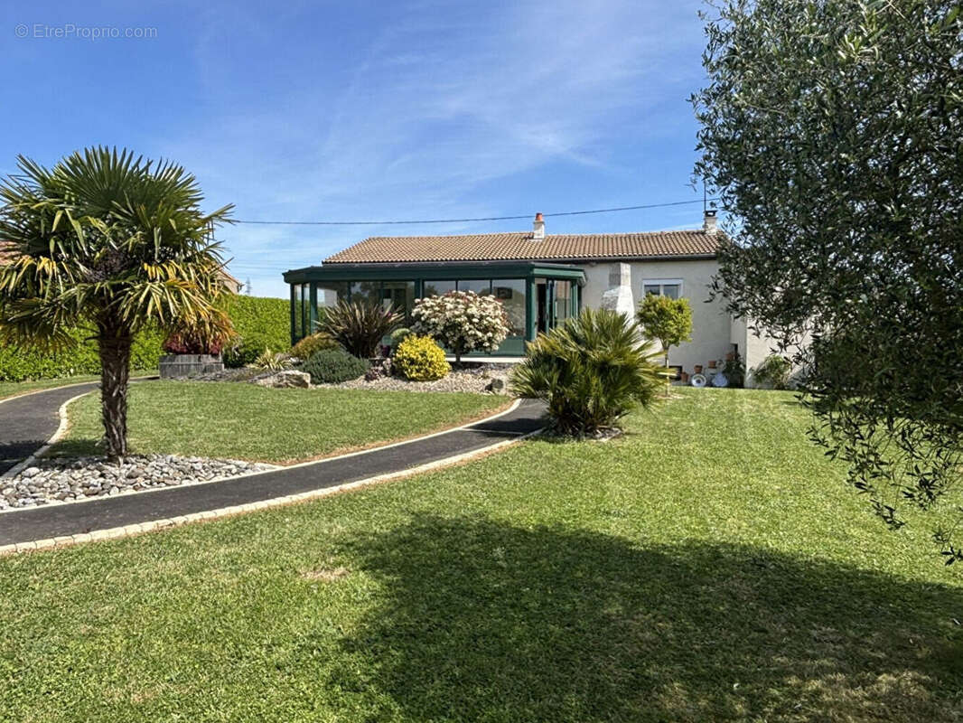 Maison de 118 m2 à Vouillé - photo 5