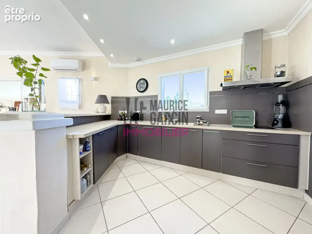 Maison 5 pièces 110 m² à vendre à Orange (84100) - photo 5