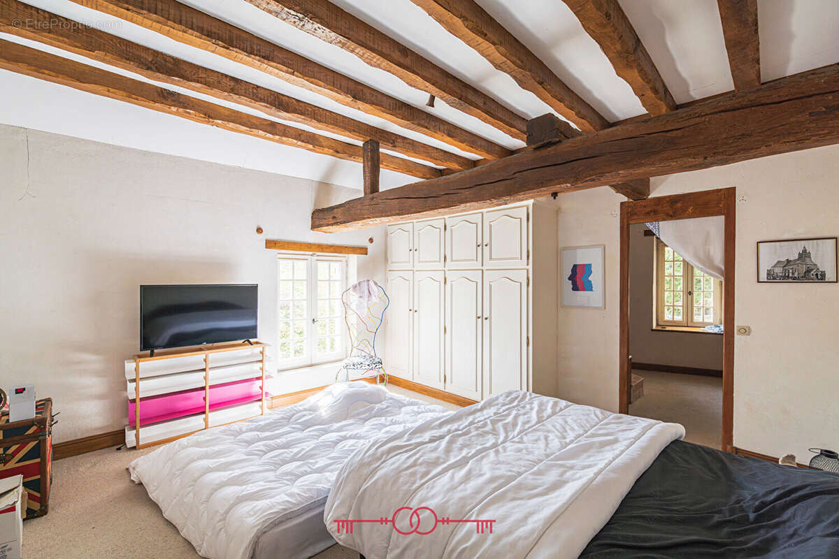 Maison à COULONGES-COHAN