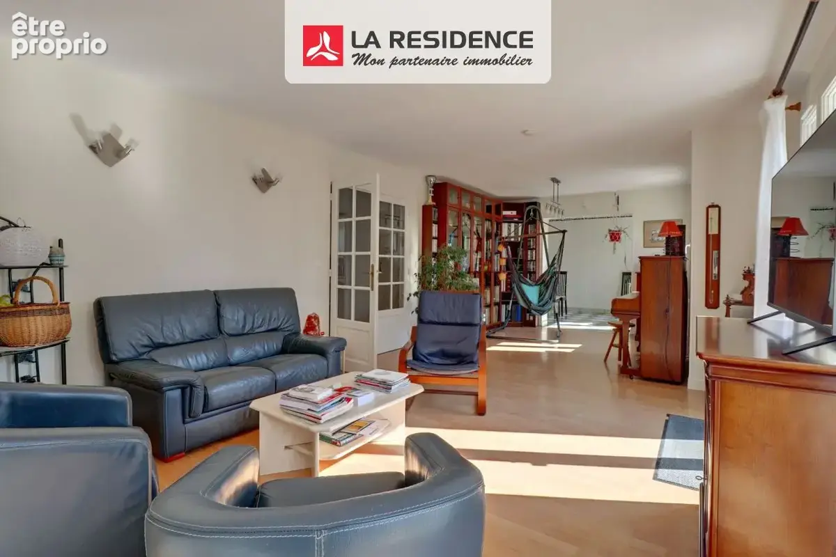 Maison 8 pièces 147 m² à vendre à Jouy-Le-Moutier (95280) - photo 5