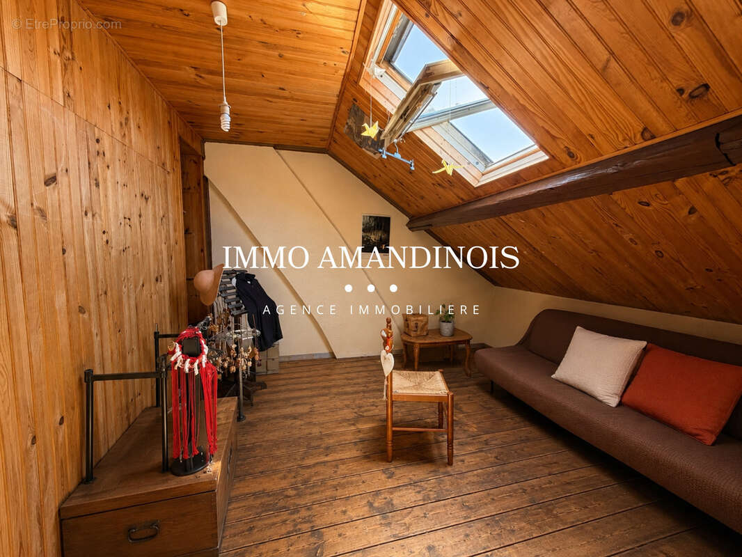 Maison de ville proche de la gare - photo 11