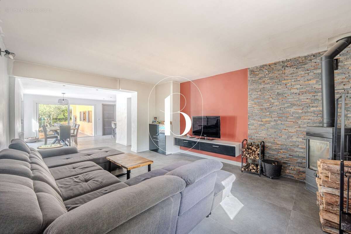 Maison 130 m² à Saint-Michel-D'euzet  - photo 21