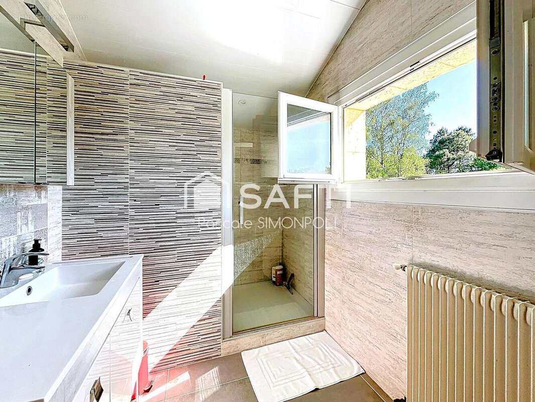 Photo 9 - Maison à MARTIGNAS-SUR-JALLE