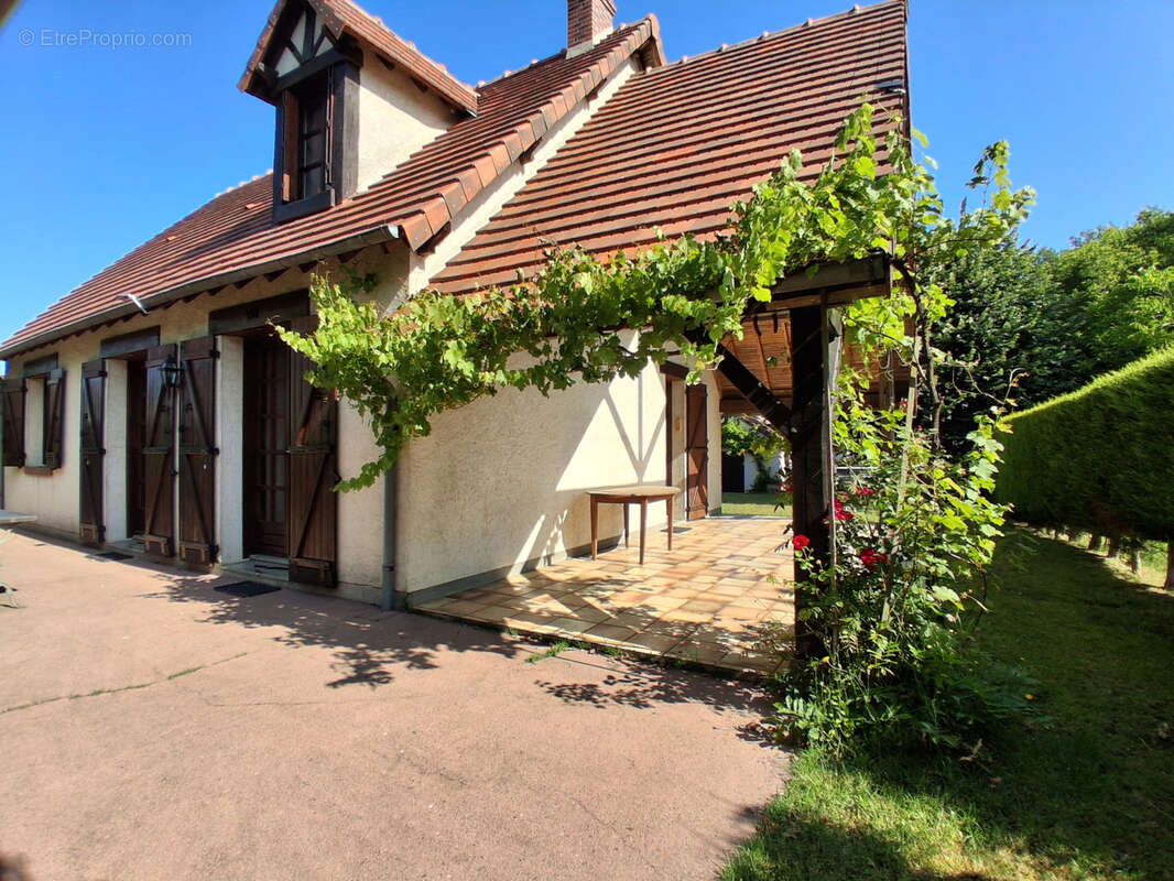 Maison à SAINT-BRISSON-SUR-LOIRE