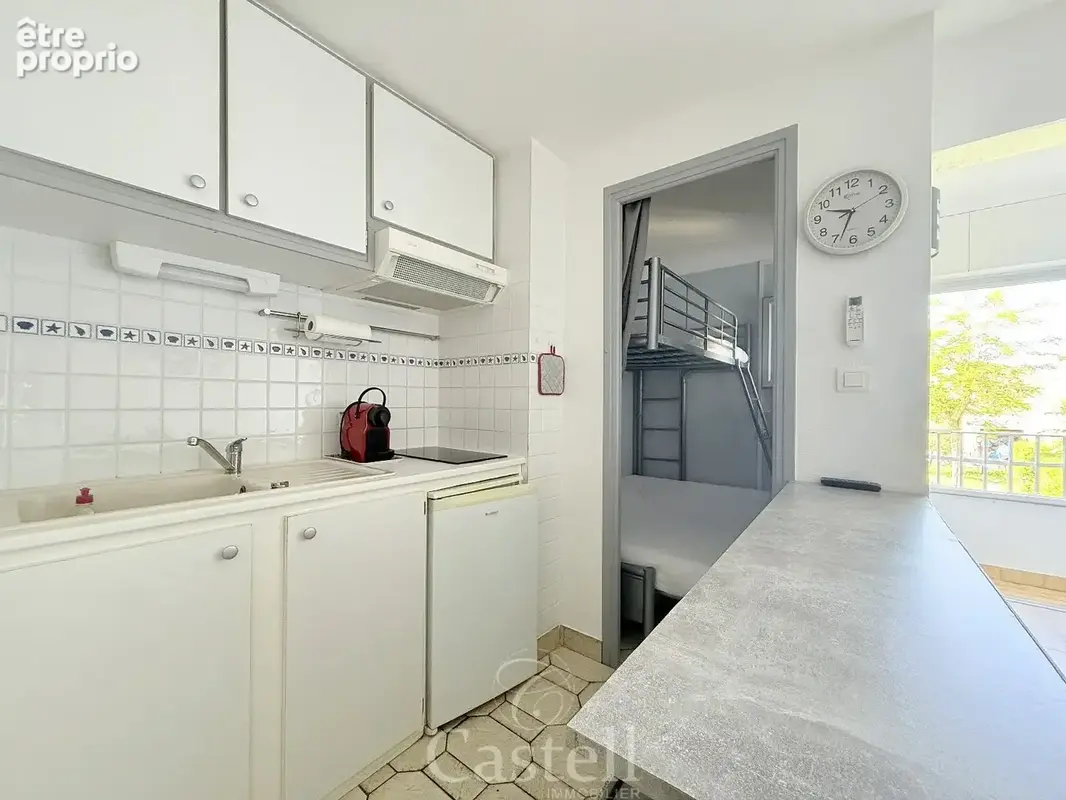 Appartement chambre cabine + parking a seulement 50m a pieds de la plage - photo 7