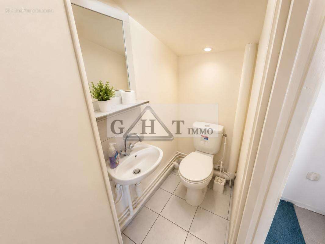Appartement à SAINT-MAUR-DES-FOSSES