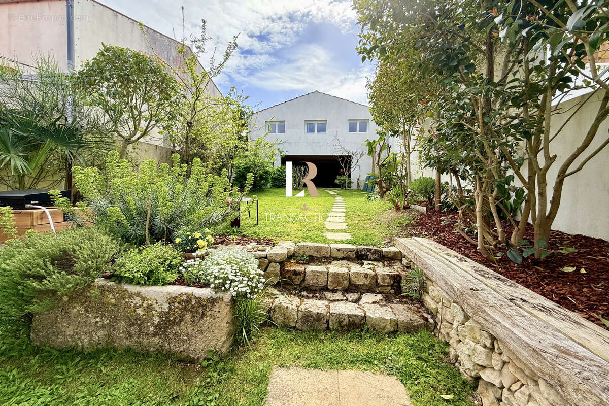 Maison à LA ROCHELLE