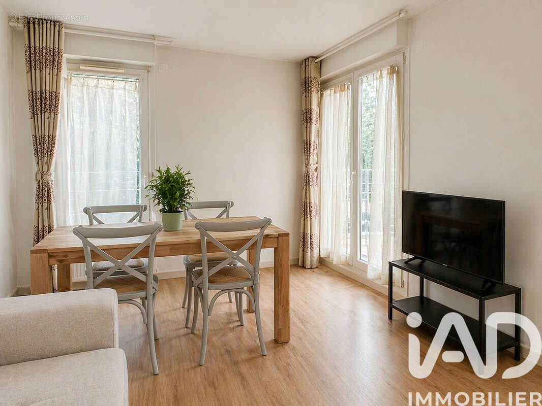 Photo 3 - Appartement à BOISSY-SAINT-LEGER