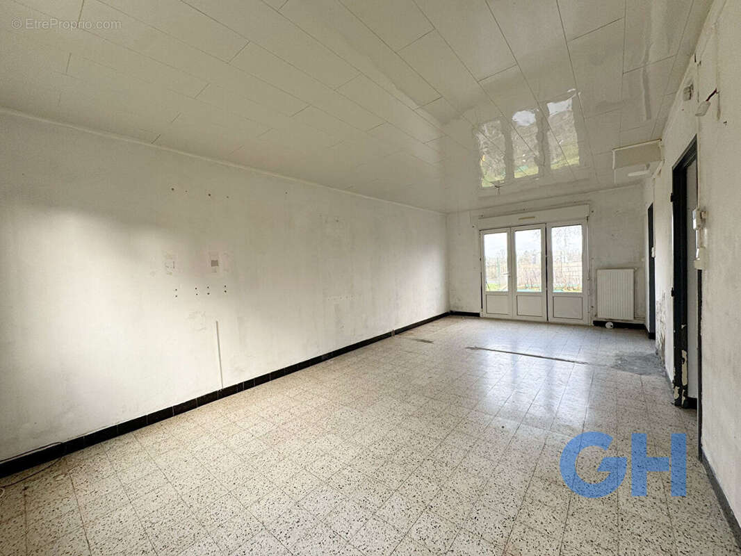 Maison à FERRIERE-LA-GRANDE