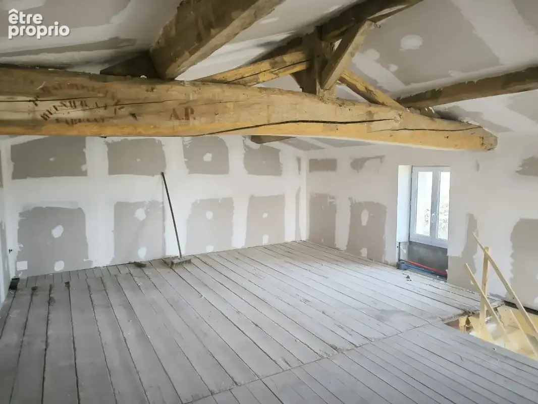 Maison en Hameau à La Varenne  116 m² - photo 2
