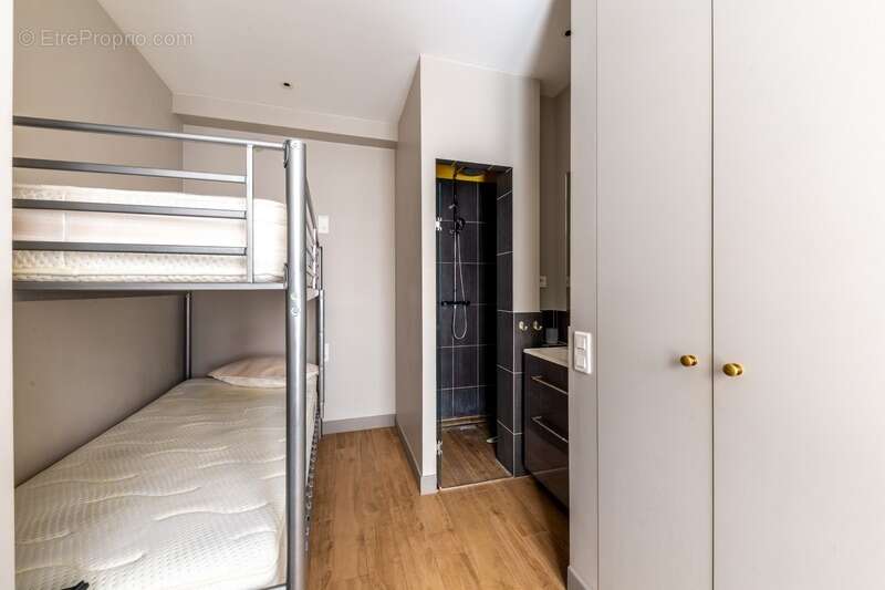 Appartement à PARIS-4E
