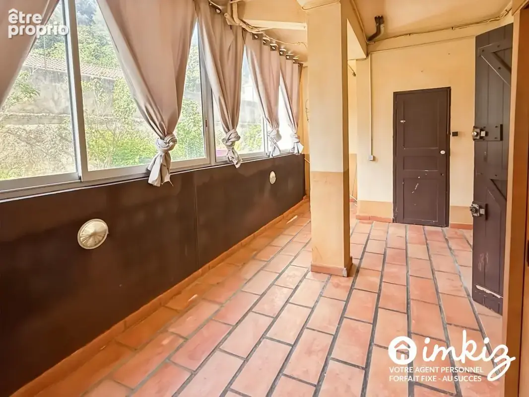 Maison divisé en 2 appartements avec piscine - photo 13