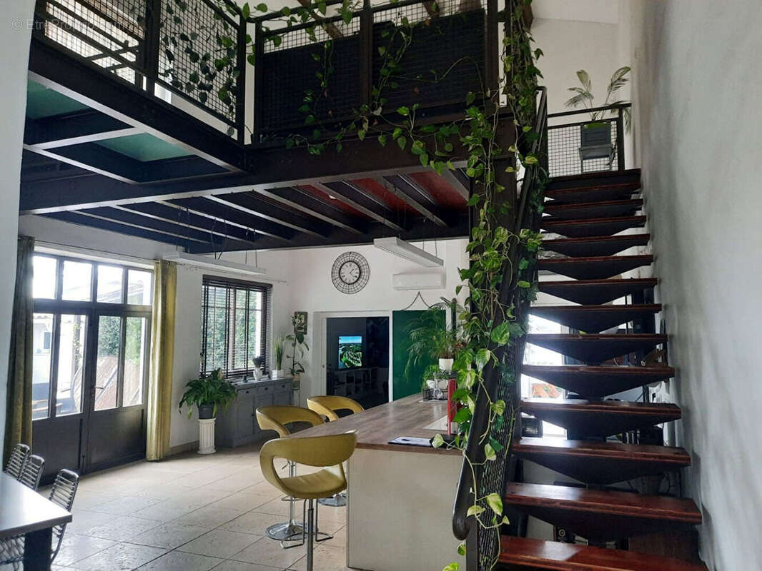 Maison à L&#039;ISLE-SUR-LA-SORGUE