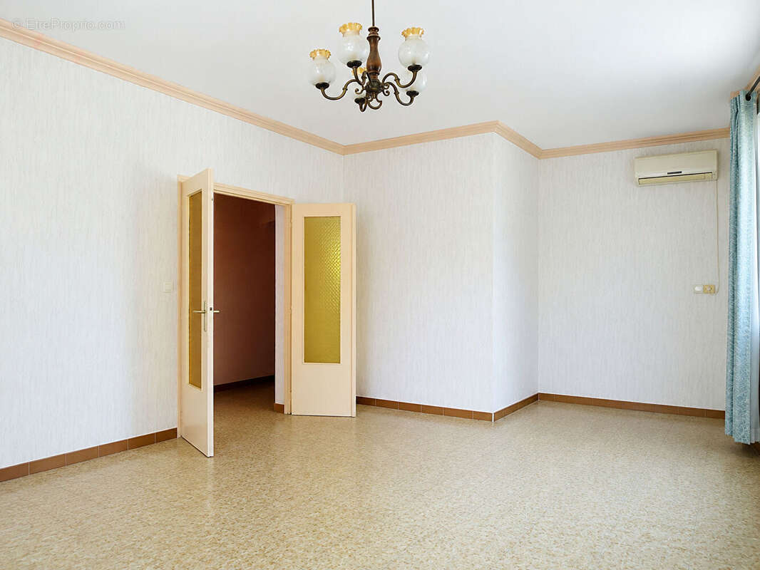 Maison Saint Laurent Des Arbres 4 pièces 106 m2 - photo 6