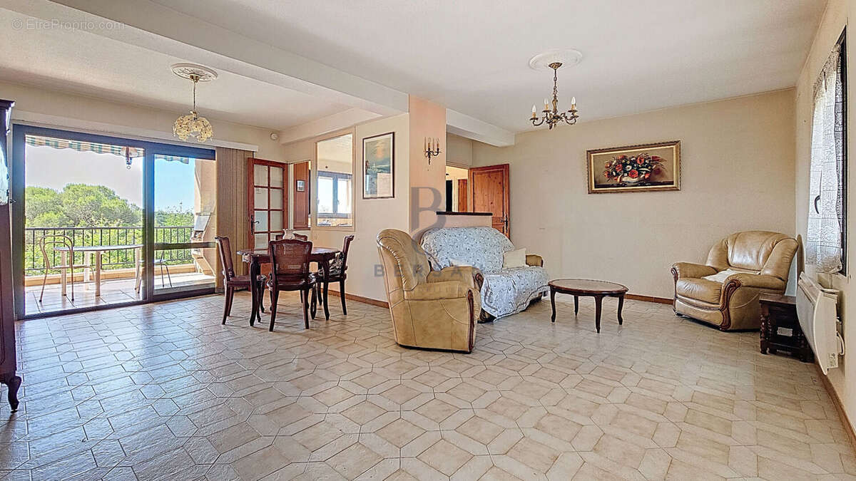 Maison à FREJUS