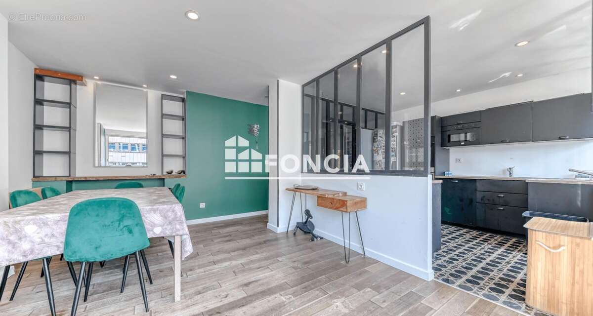 Appartement à LYON-6E