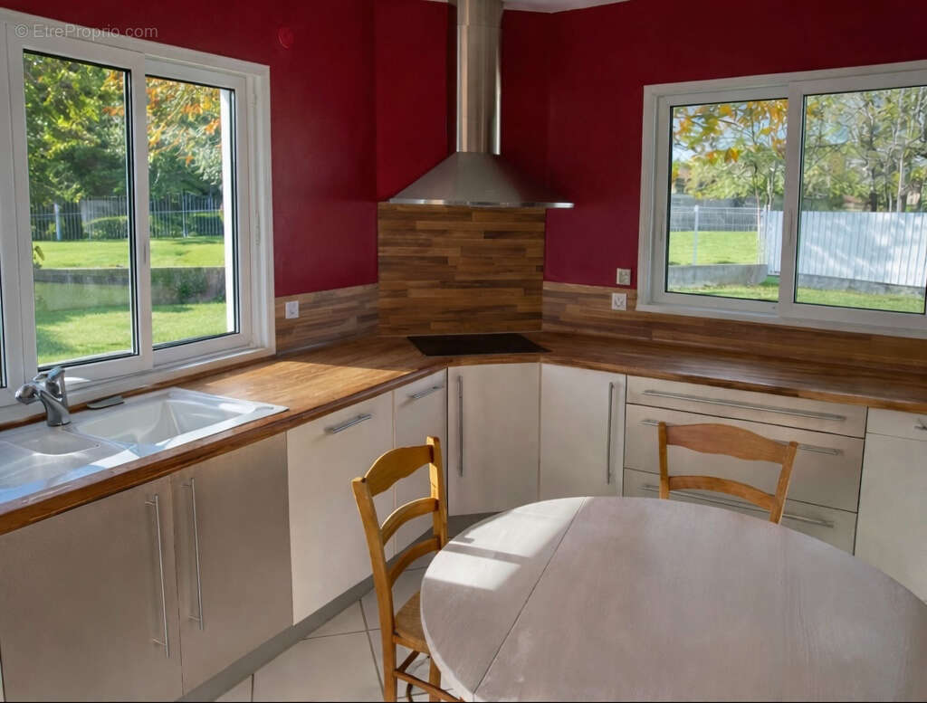 Maison à PESCHADOIRES