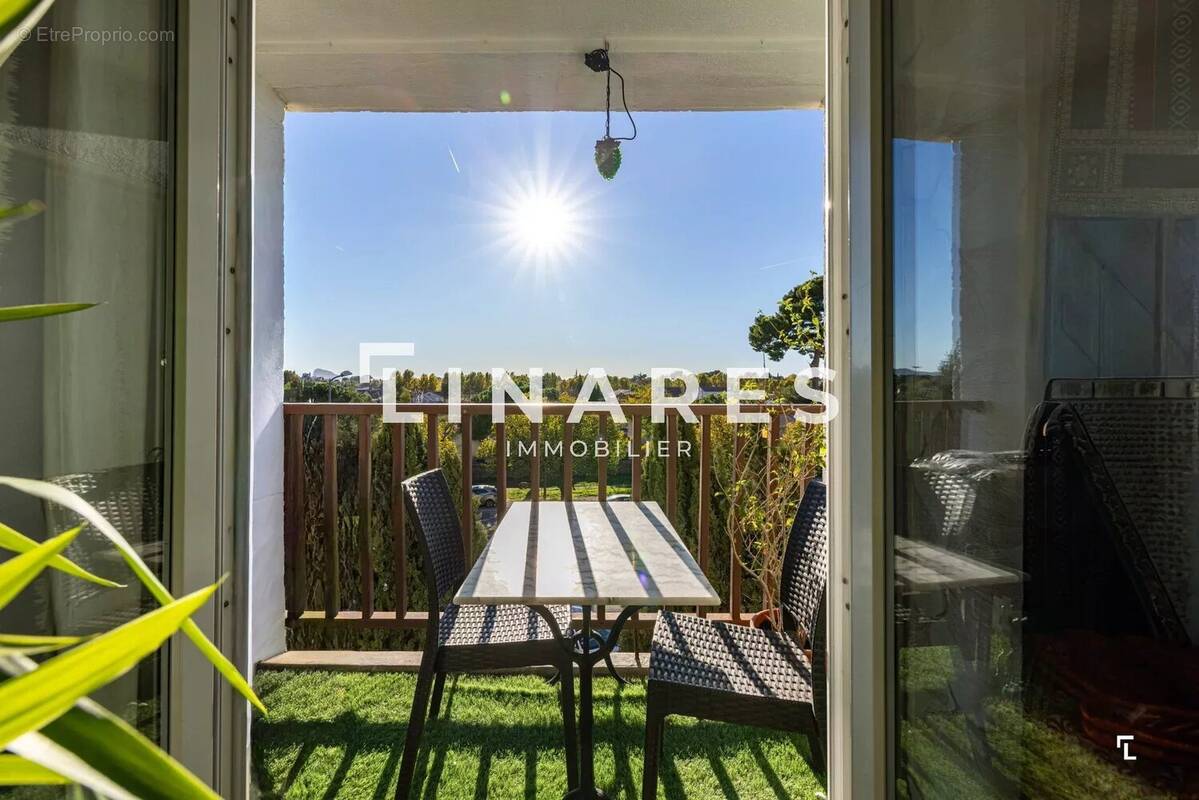 Appartement à MARSEILLE-12E