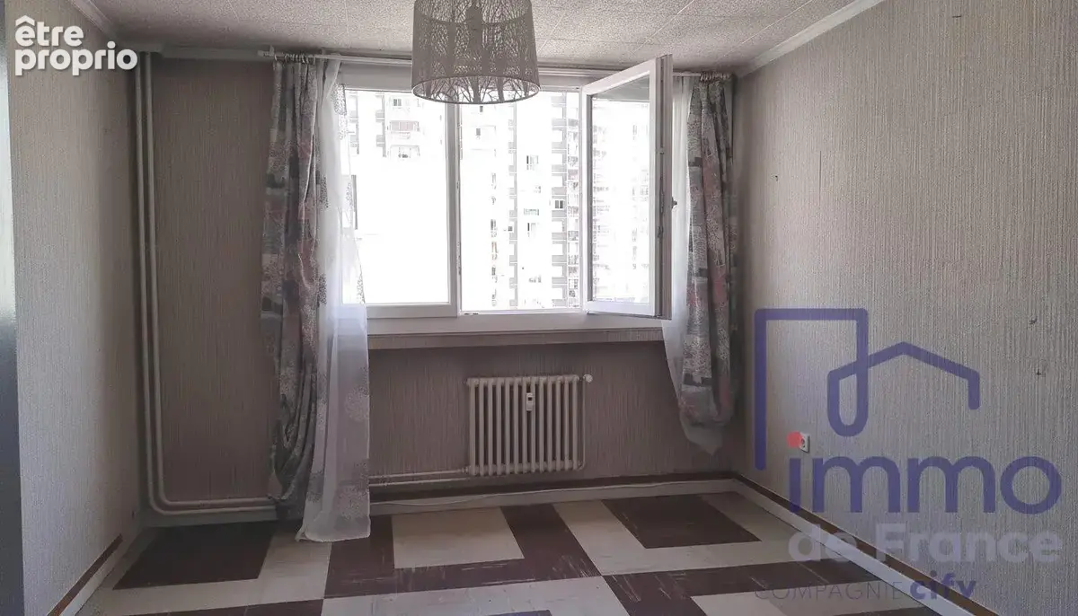 Appartement 3 pièces 54 m² à vendre à Saint-Etienne (42000) - photo 2