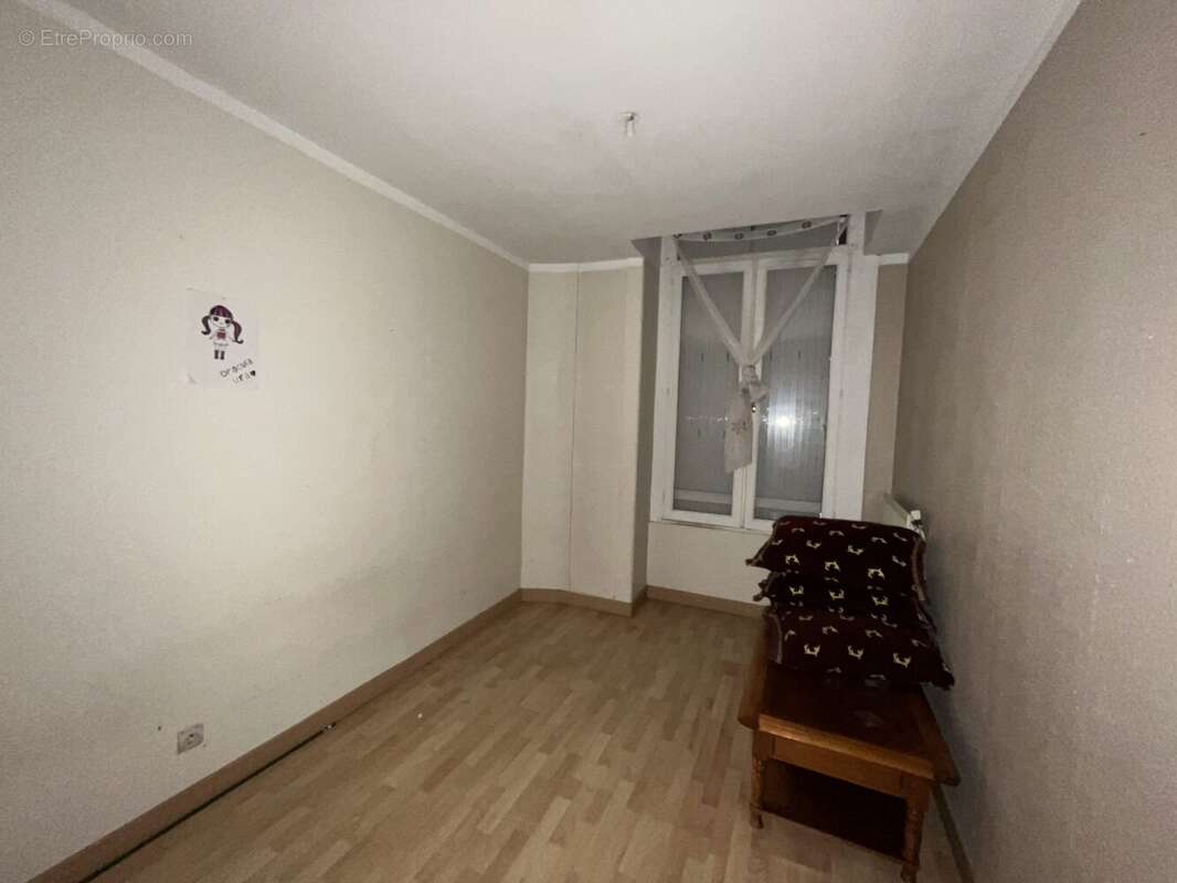 Appartement 470 m² à Saint-Etienne  - photo 6