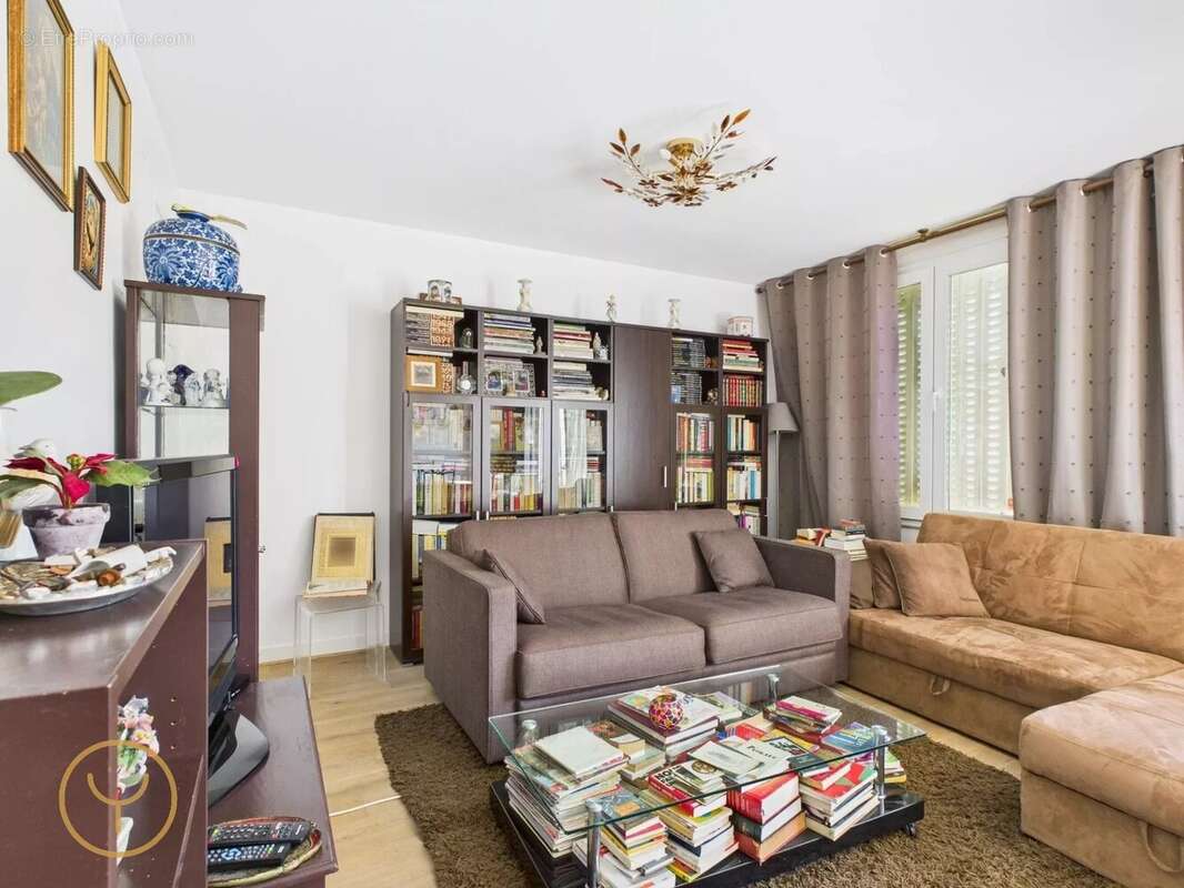 Appartement à ROMILLY-SUR-SEINE