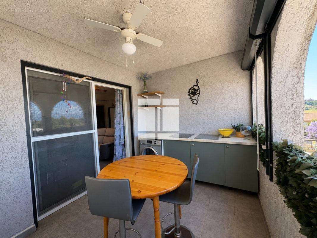 Appartement T2 à vendre avec terrasse, local privatif et place de parking - photo 9