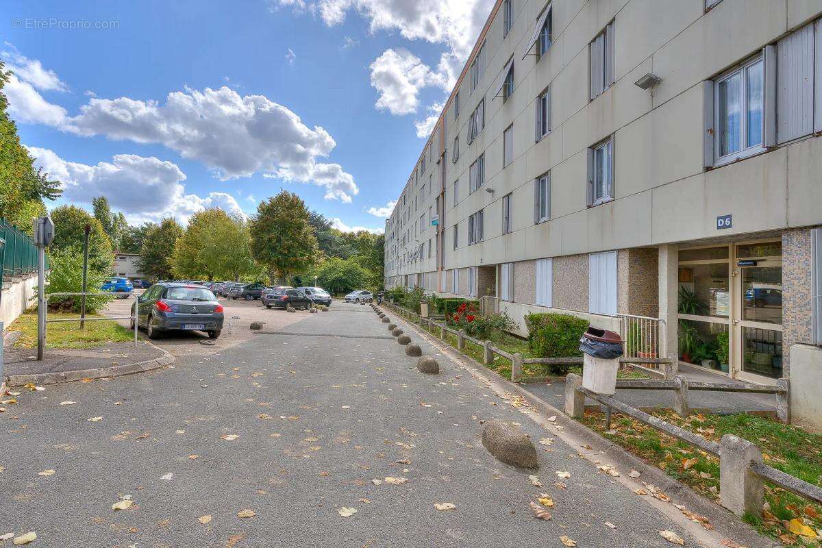 Appartement à VALENTON