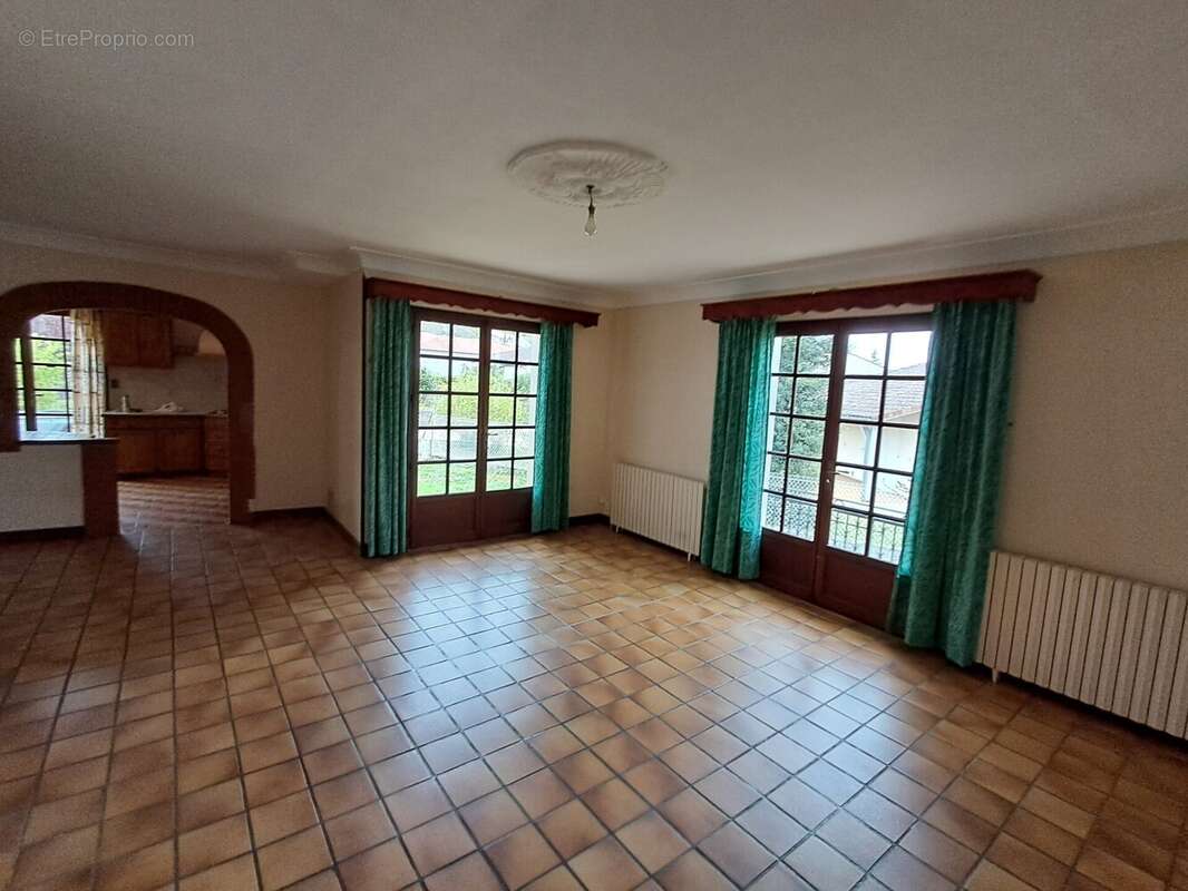 Maison à BON-ENCONTRE