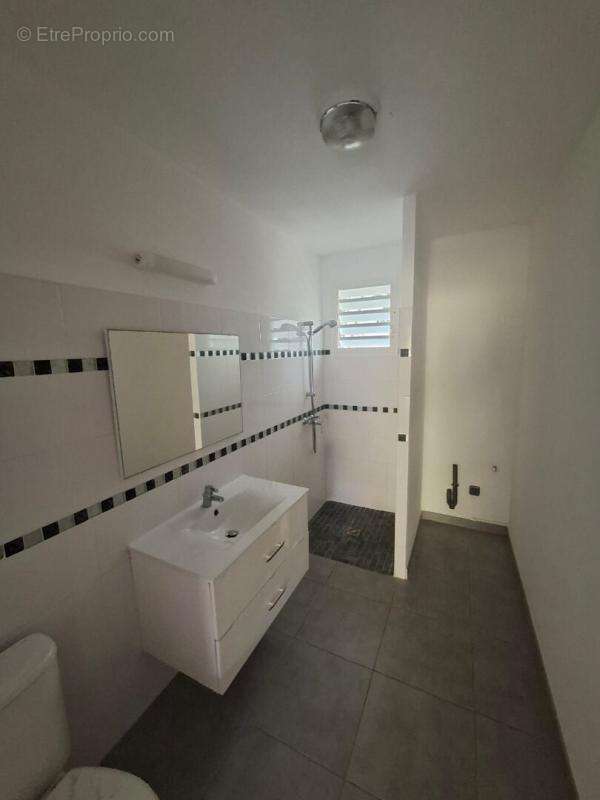 Appartement à LES TROIS-ILETS