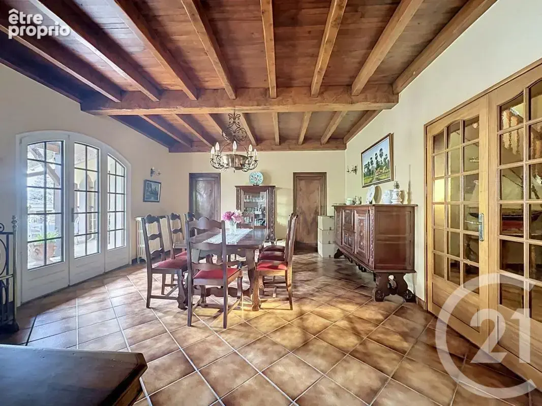 Maison 248 m² à Salaise-Sur-Sanne  - photo 7