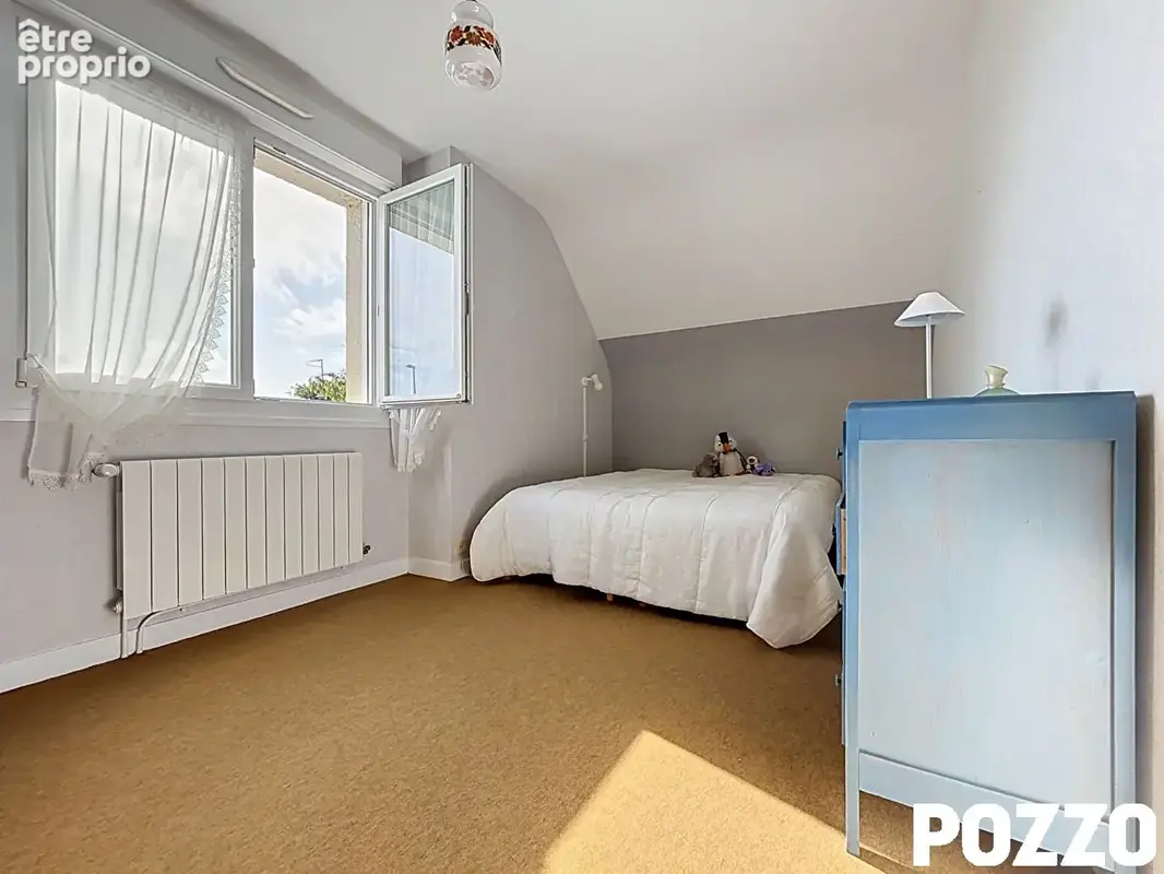 A vendre - maison centre bourg de torigni avec sous-sol total et plain pied. - photo 13