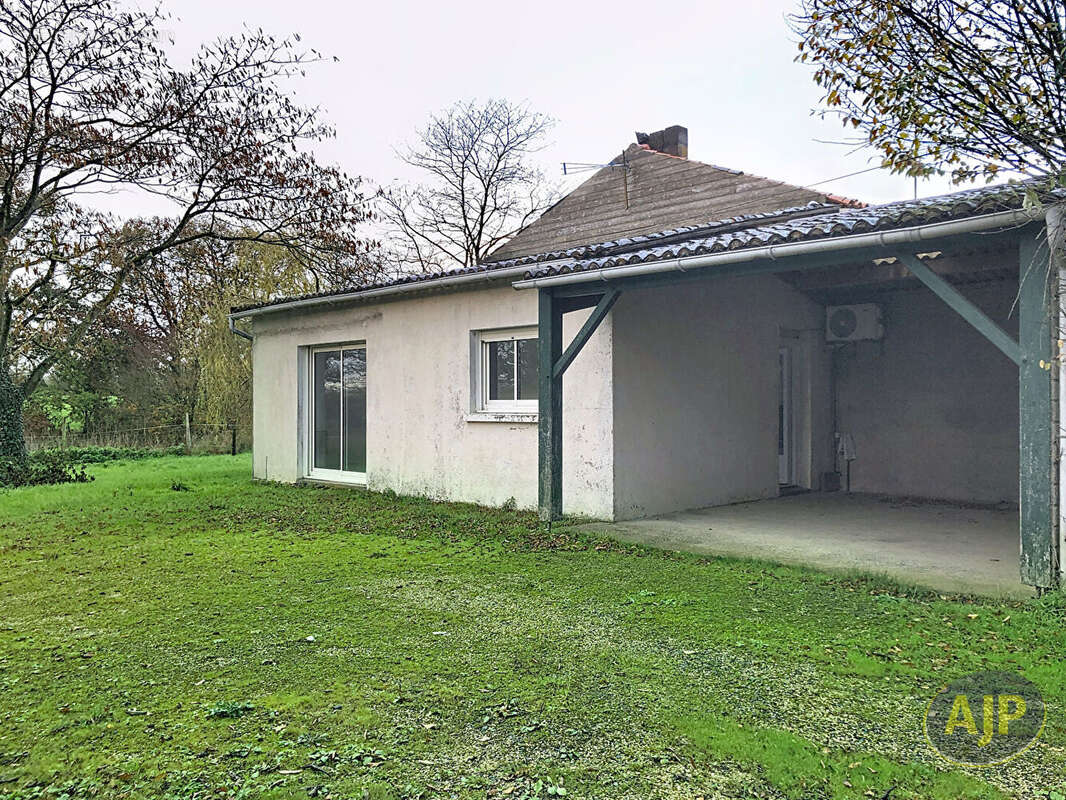 Maison à MAULEVRIER