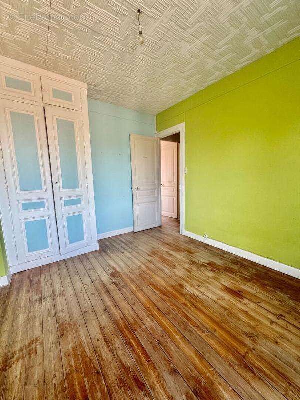 Maison centre-ville Moreuil , 2 chambres , jardin cave 94m2 - photo 8