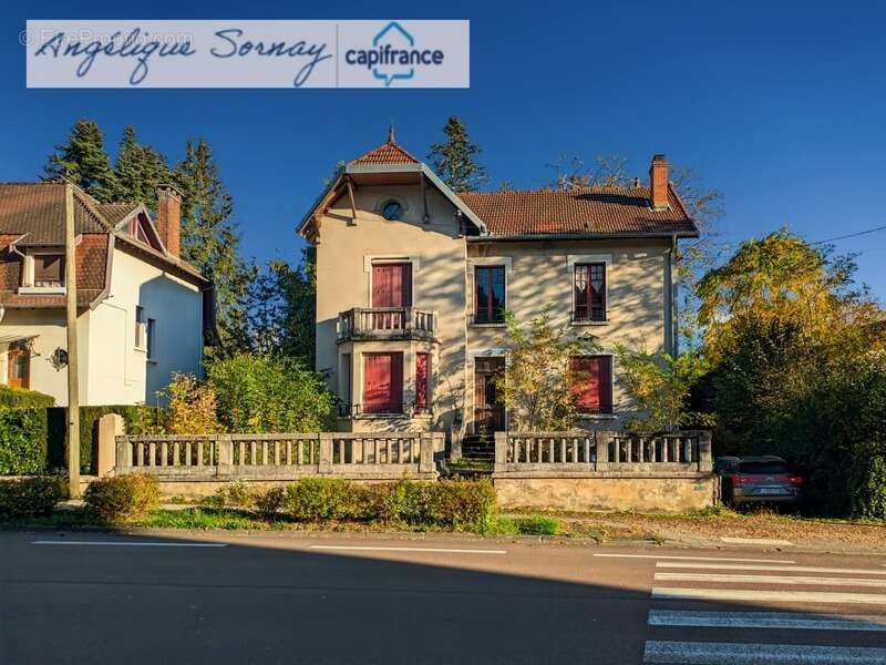 En exclusivite lons le saunier (39) maison de ville  5 min du centre-ville – jardin - photo 2