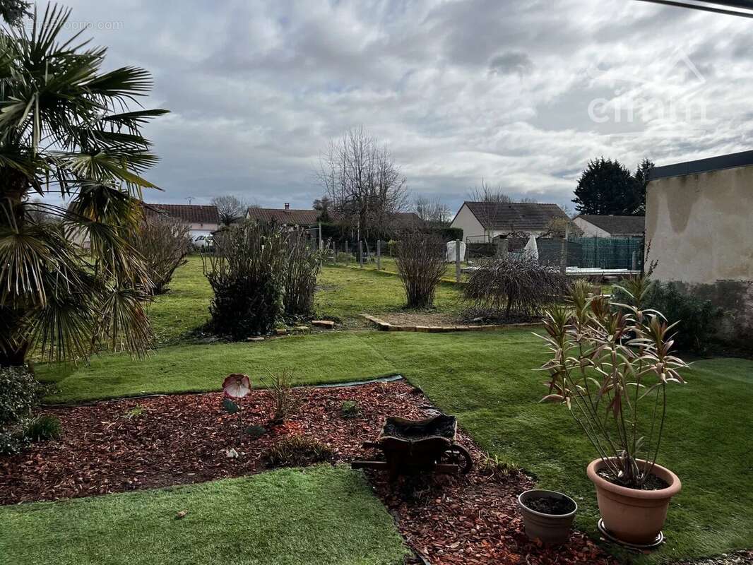 Maison à SAINT-AUBIN-SUR-LOIRE