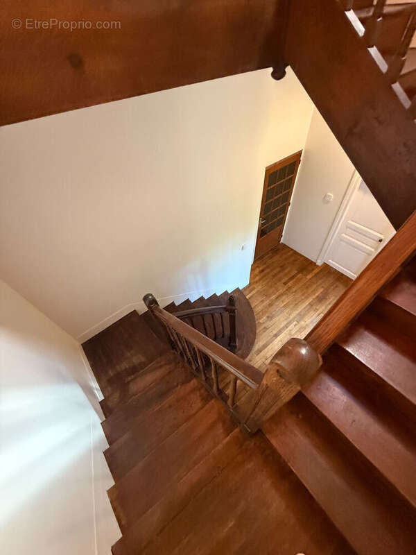 Très jolie Propriété à Cormenon 5 chambres 213m² à 20mn gare TGV - photo 11