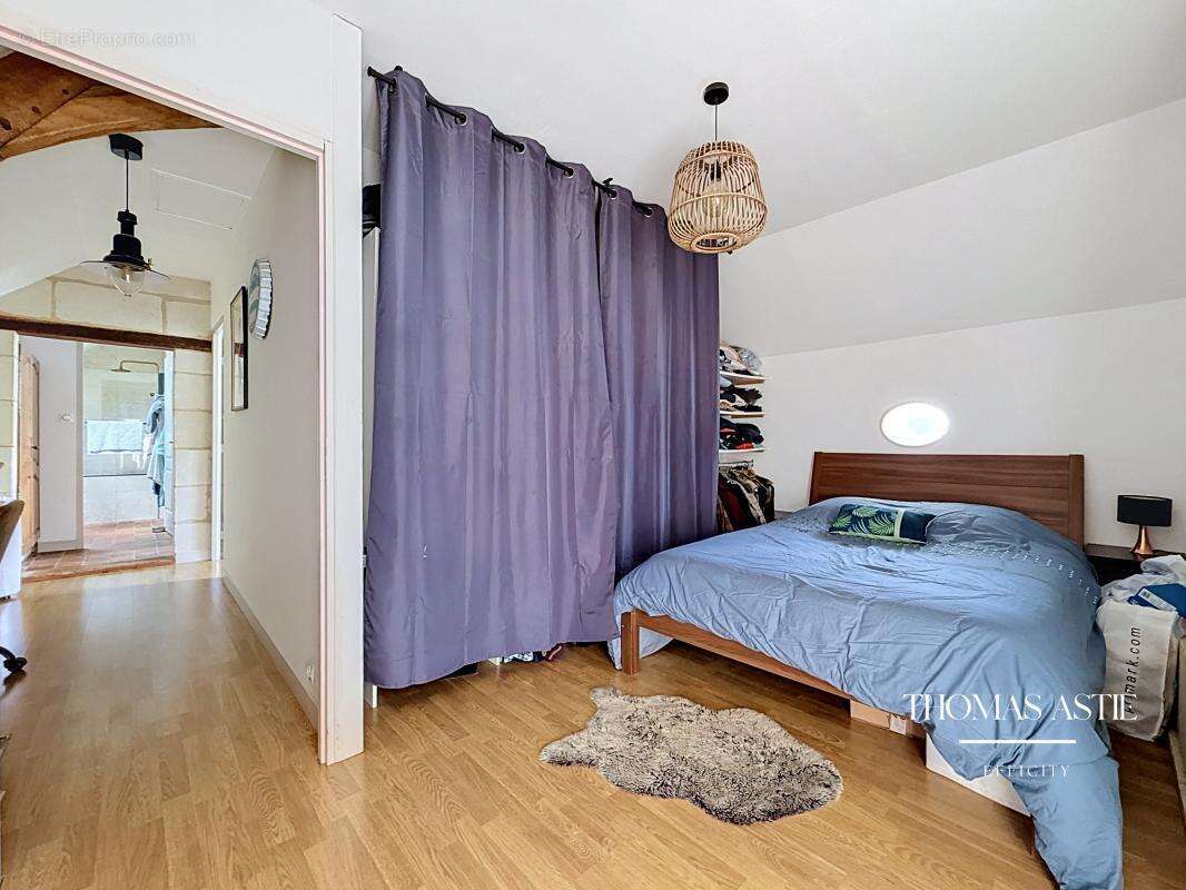 Maison 140 m² à Roiffe  - photo 9