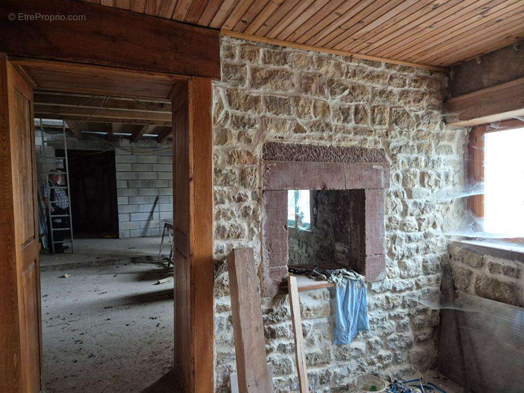 Maison à DEMANGEVELLE