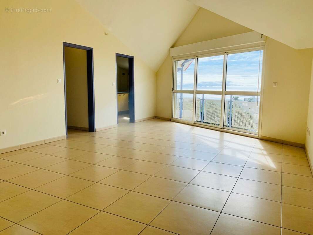 Appartement à SAINT-DENIS