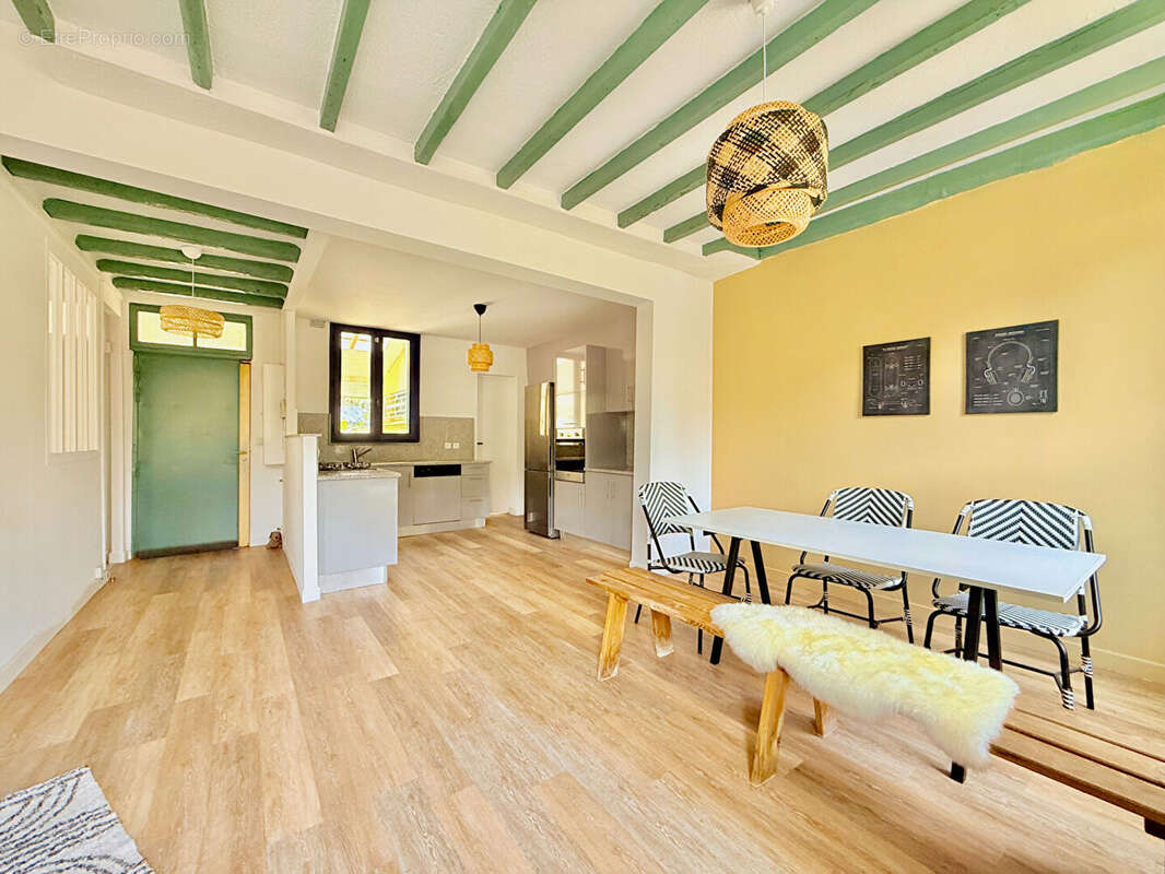 Maison à IVRY-SUR-SEINE