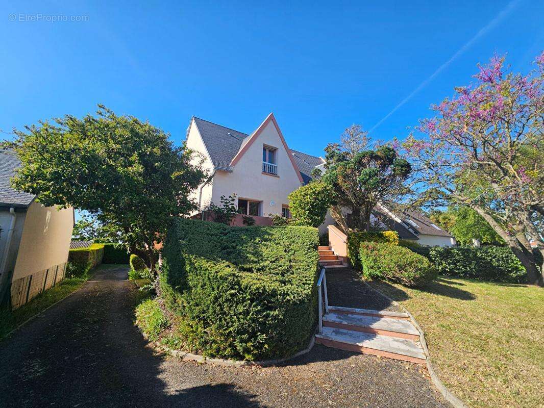 Granville, Face à la Manche : Demeure d'Exception avec Vue Mer Panoramique 186 m2 - photo 2