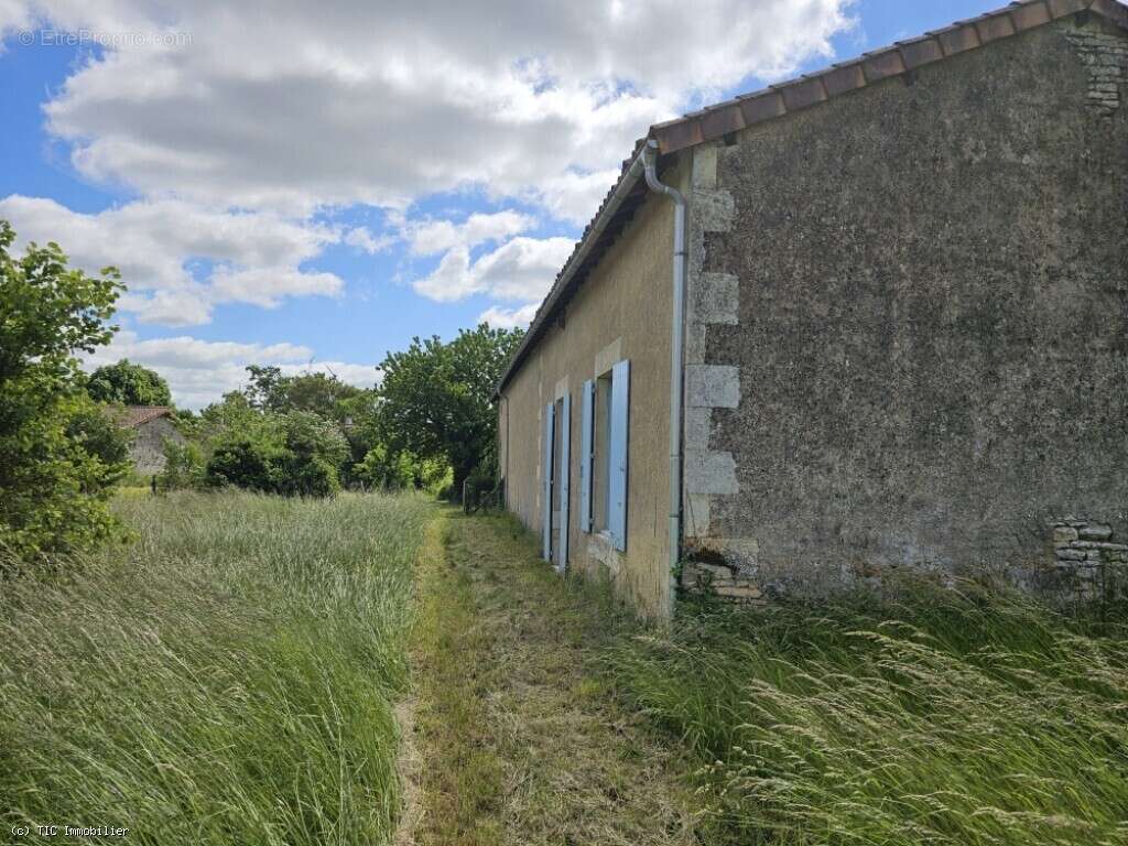 Maison à CHAUNAY
