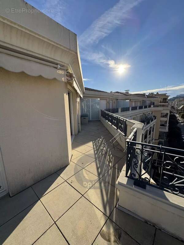 Appartement à MENTON