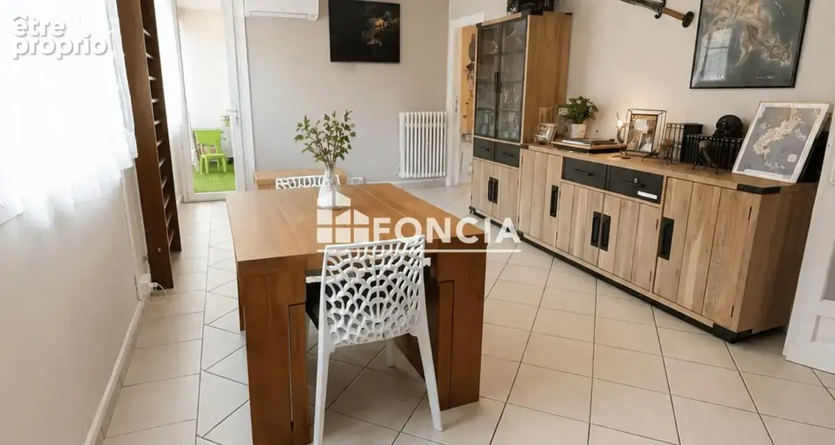 CAVAILLON CENTRE-VILLE - Exclusivité T3 traversant avec climatisation et cave - photo 2