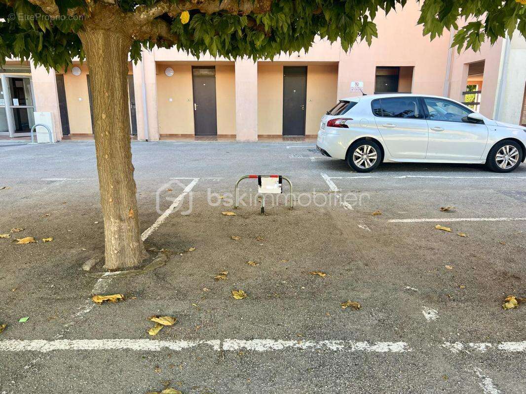 Parking à AGDE