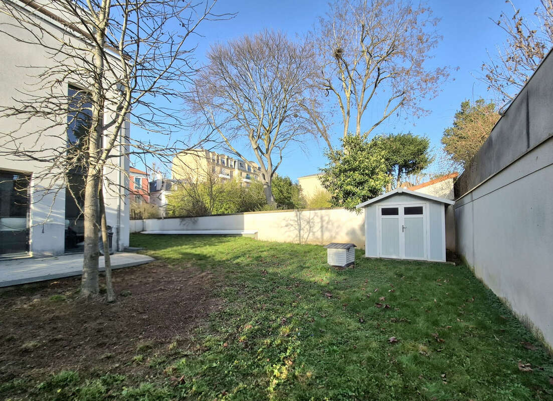 Maison à CHOISY-LE-ROI